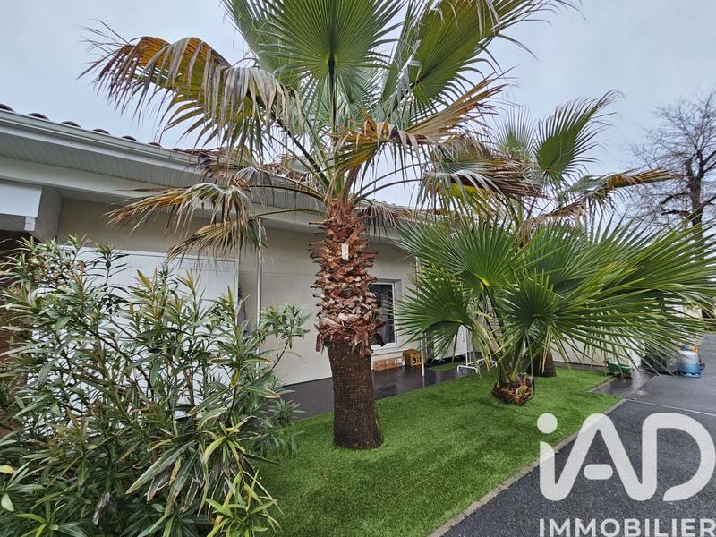 Maison - 251 m² - 5 pièces