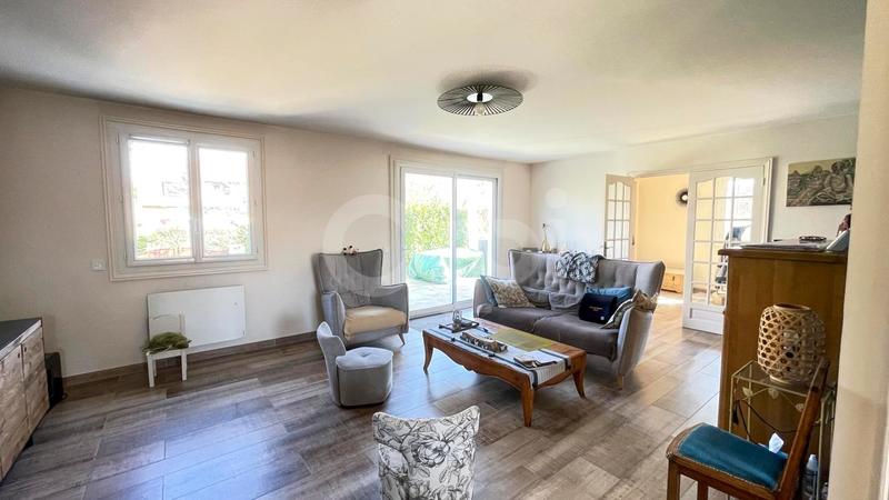 Maison - 152 m² - 6 pièces