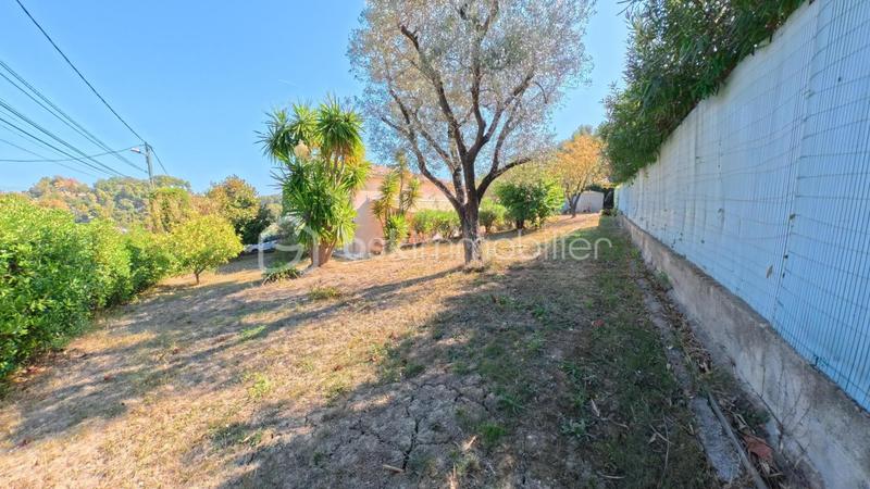 Maison - 180 m² - 6 pièces