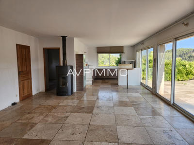 Appartement - 87 m² - 3 pièces