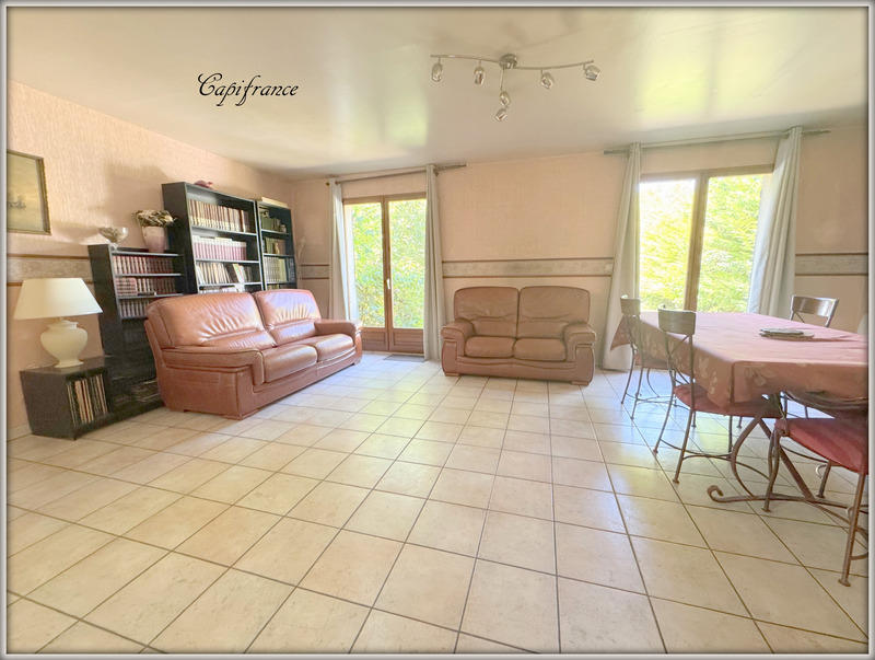 Maison - 110 m² - 6 pièces