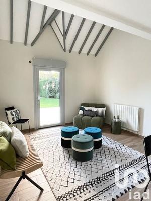 Maison - 212 m² - 8 pièces