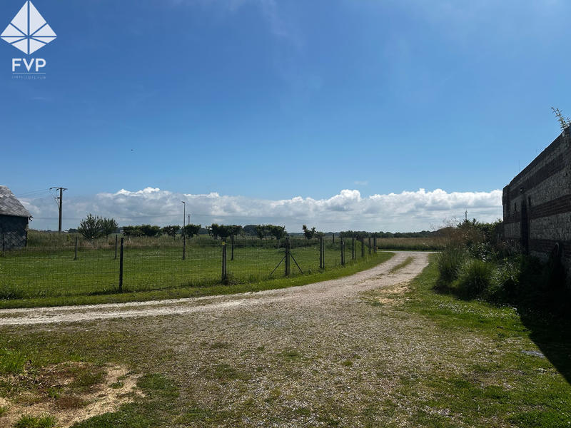 Maison - 250 m² - 8 pièces