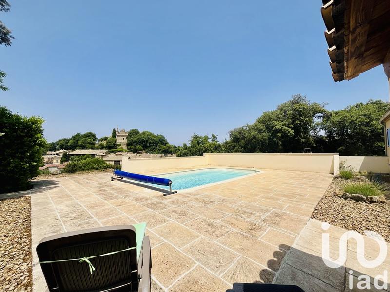 Maison - 223 m² - 9 pièces