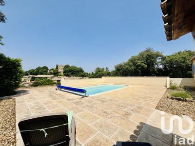 Maison - 223 m² - 9 pièces