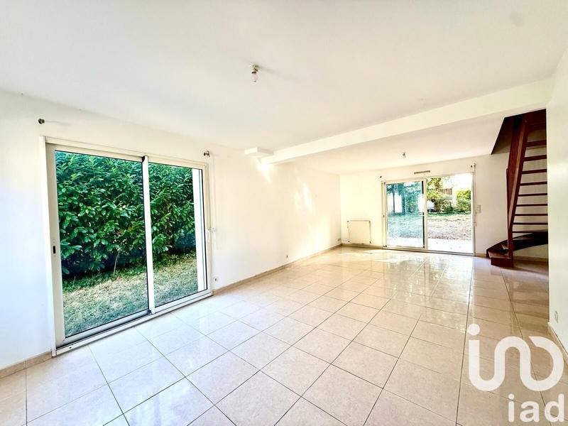 Maison - 150 m² - 8 pièces