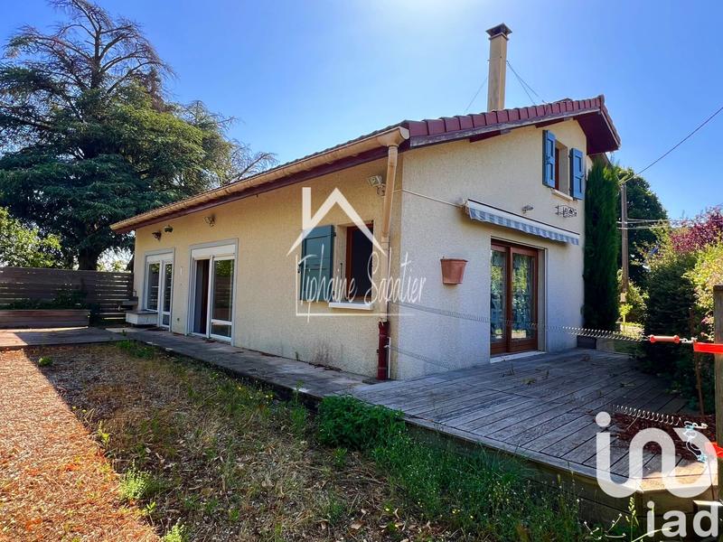 Maison - 206 m² - 7 pièces