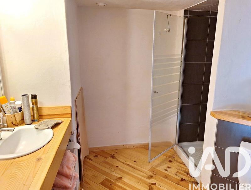 Maison - 229 m² - 7 pièces