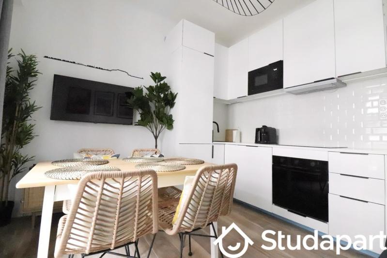 Chambre - 12 m² - 1 pièce