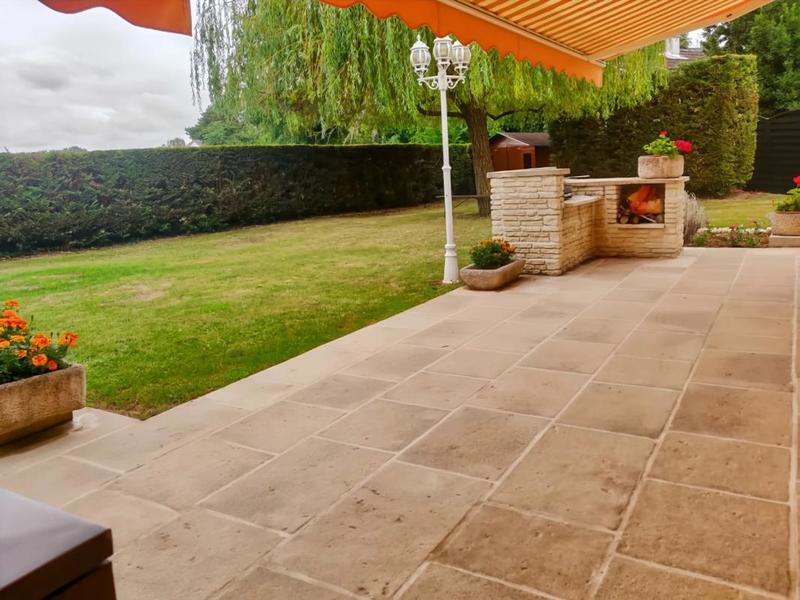 Maison - 220 m² - 7 pièces