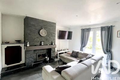 Maison - 136 m² - 6 pièces