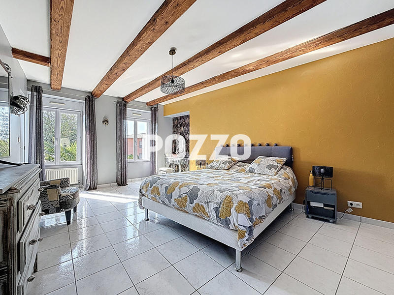 Maison - 146 m² - 6 pièces