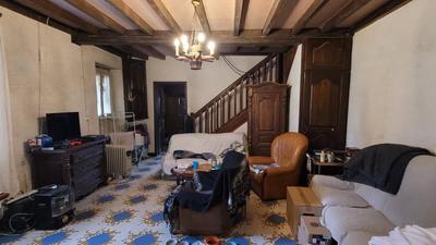 Maison - 203 m² - 9 pièces