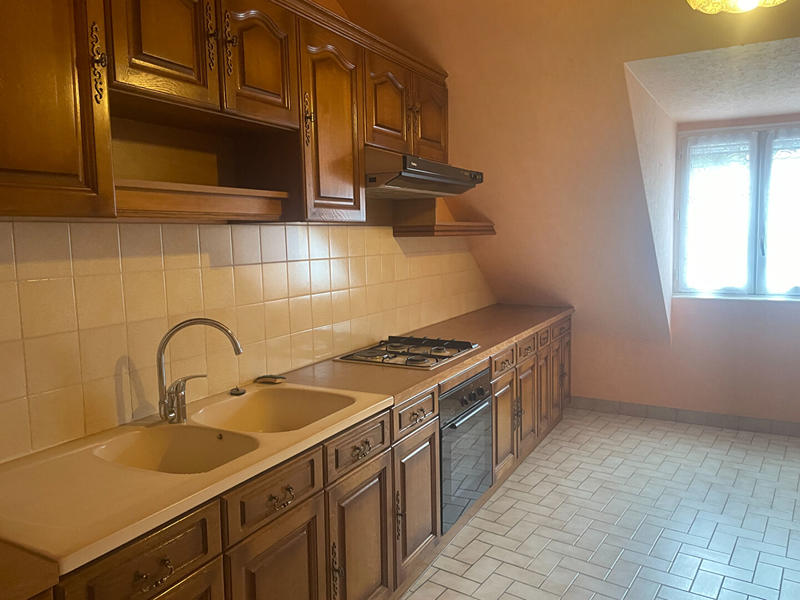 Maison - 257 m² - 11 pièces