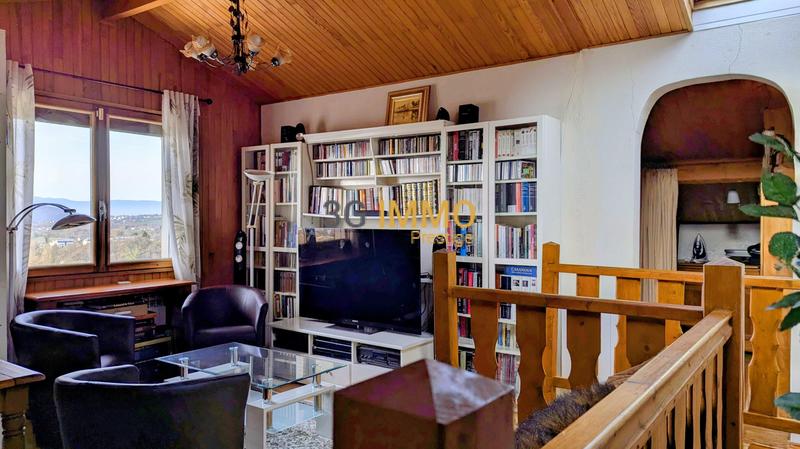 Maison - 143 m² - 8 pièces