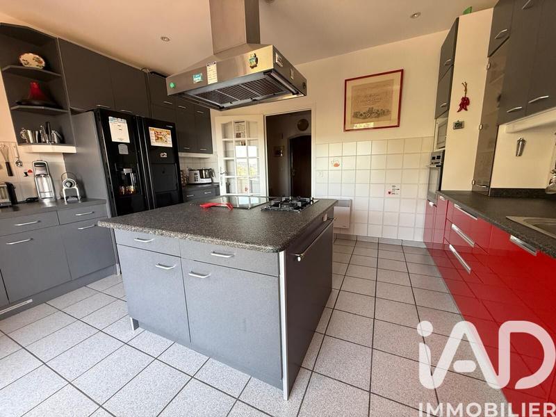 Maison - 171 m² - 6 pièces