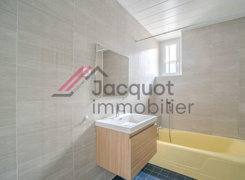 Appartement - 83 m² - 3 pièces