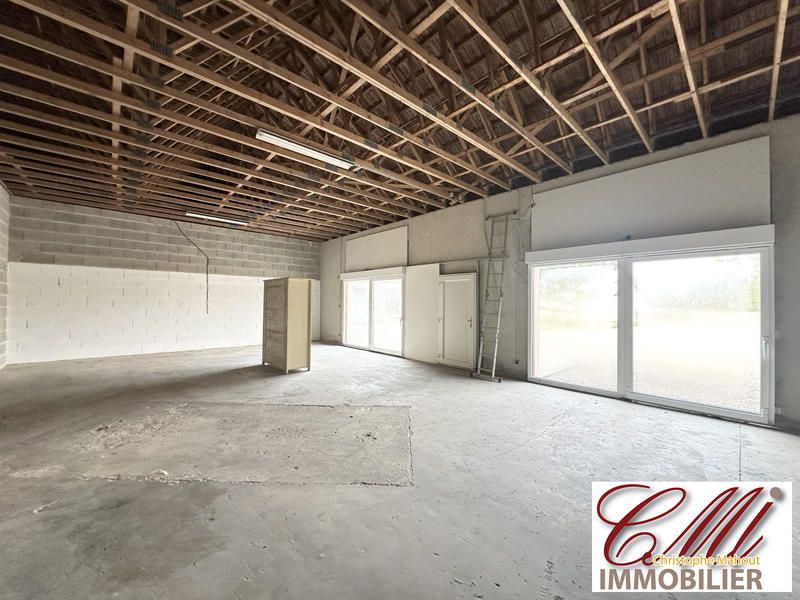 Maison - 215 m² - 7 pièces