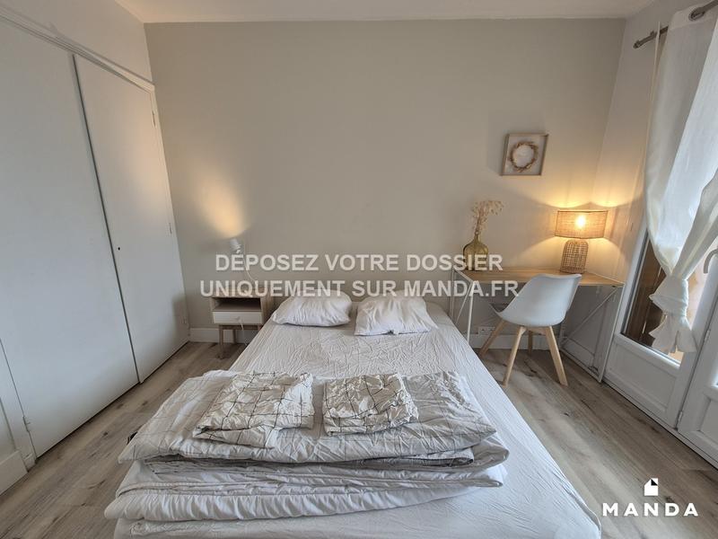 Chambre - 12 m² - 4 pièces