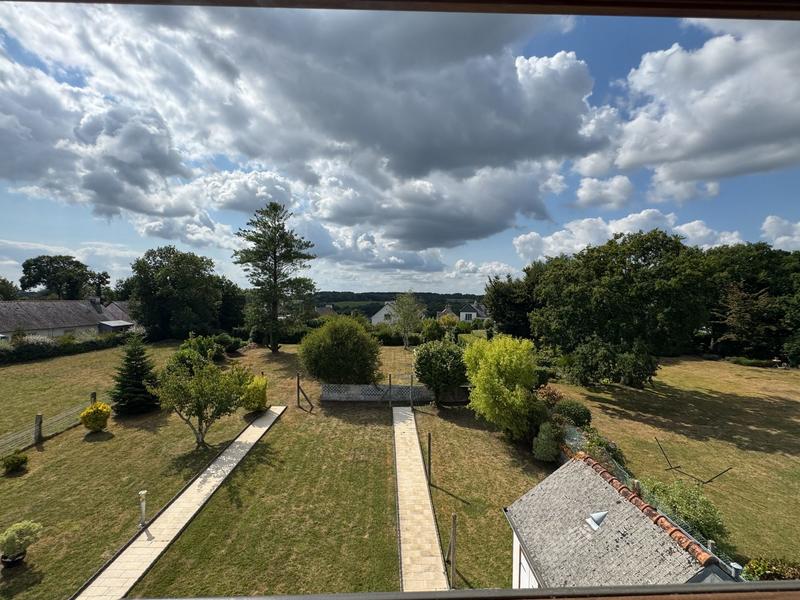 Maison - 145 m² - 9 pièces