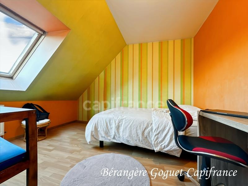 Maison - 93 m² - 5 pièces