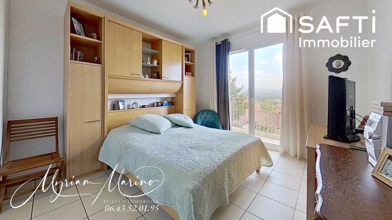 Villa - 96 m² - 4 pièces