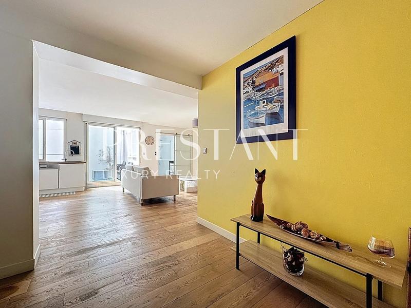 Appartement - 60 m² - 2 pièces