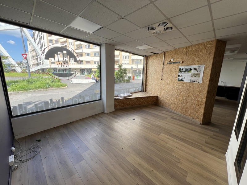 Local commercial - 79 m²