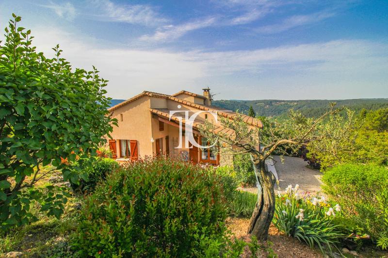 Maison - 152 m² - 4 pièces