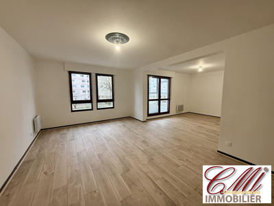 Appartement - 123 m² - 5 pièces