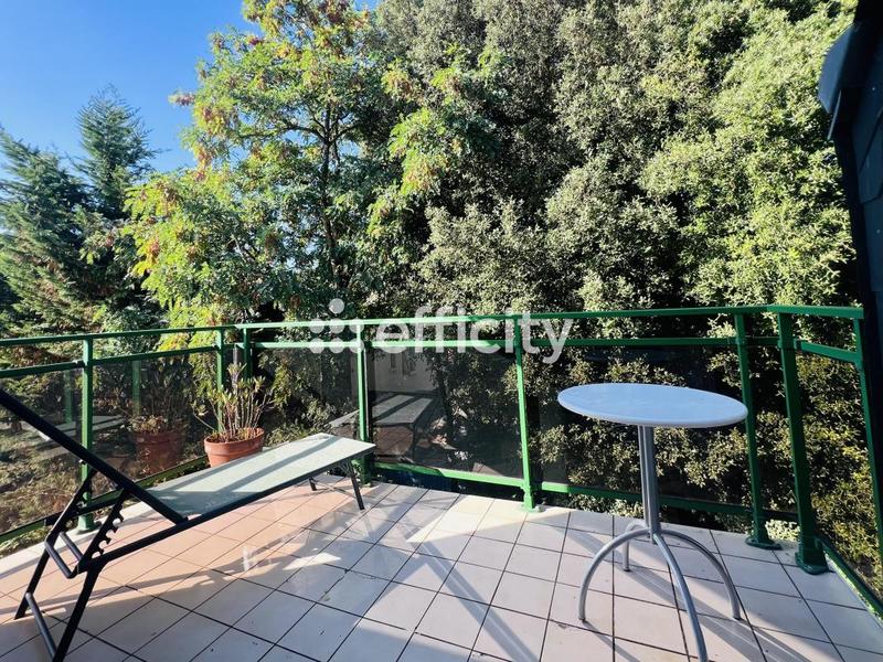 Appartement - 91 m² - 4 pièces