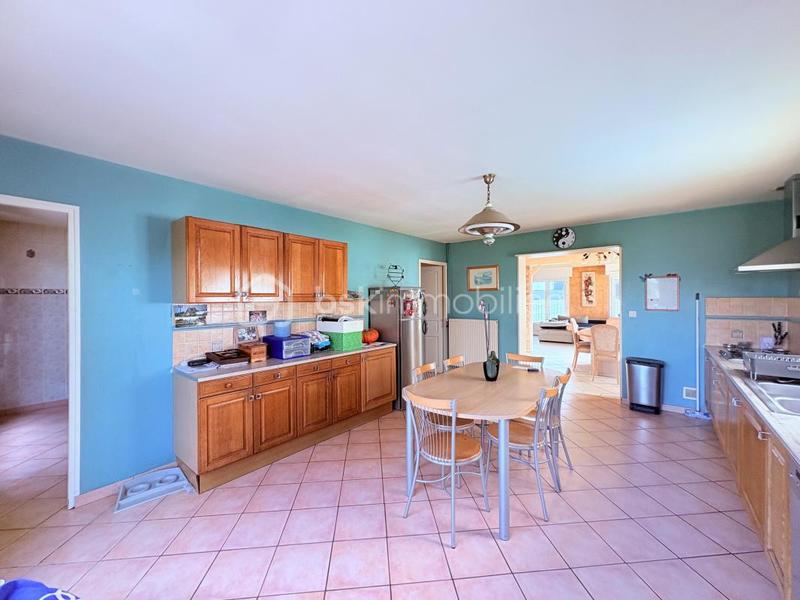 Maison - 140 m² - 6 pièces