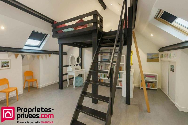 Maison - 105 m² - 4 pièces