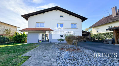 Maison - 180 m² - 6 pièces