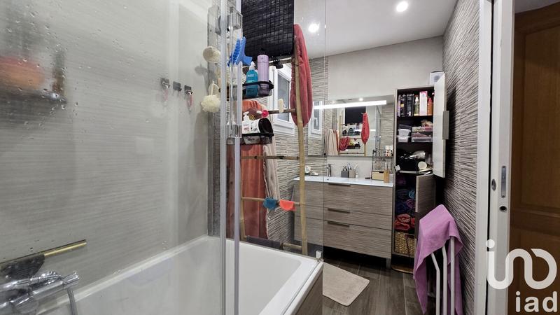 Maison - 146 m² - 8 pièces