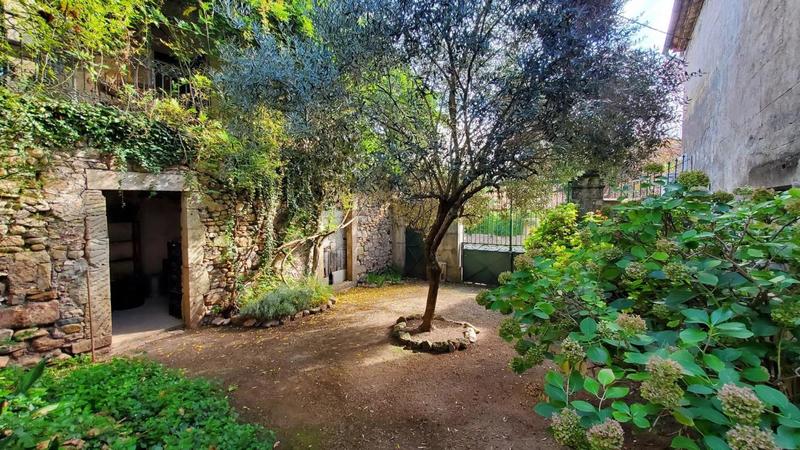 Maison de maîtres - 280 m² - 12 pièces