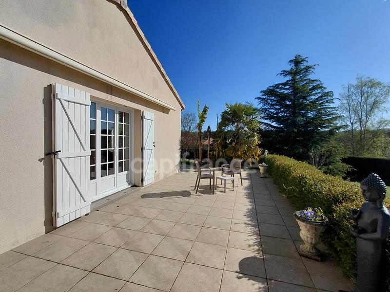 Villa - 295 m² - 8 pièces