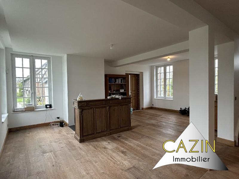 Maison - 212 m² - 8 pièces