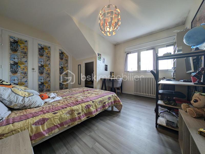 Maison - 132 m² - 7 pièces