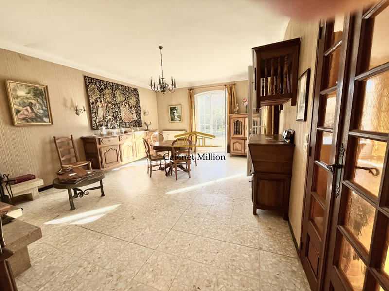 Maison - 98 m² - 5 pièces