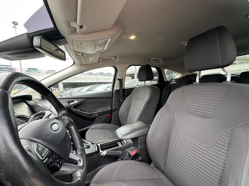 Ford Focus III (2) 2.0 Tdci 150 s&amp;S Titanium Powershift 5p