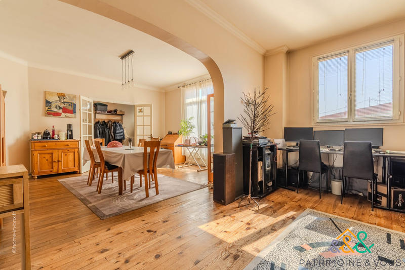 Maison traditionnelle - 150 m² - 7 pièces