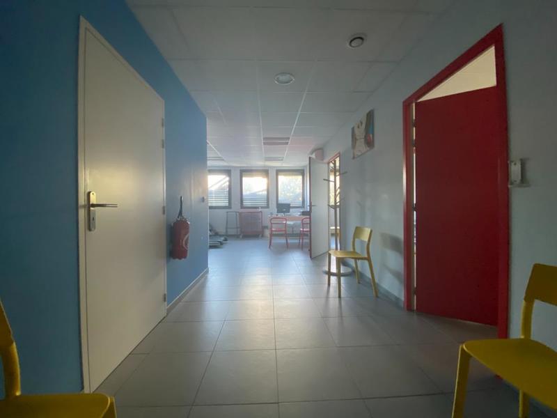 Bureau - 86 m² - 4 pièces