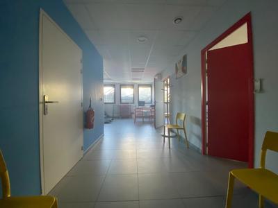 Bureau - 86 m² - 4 pièces