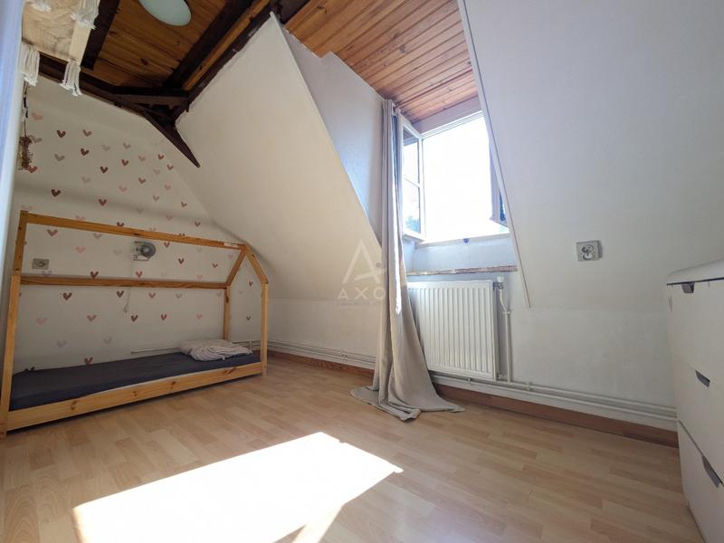 Maison - 136 m² - 7 pièces