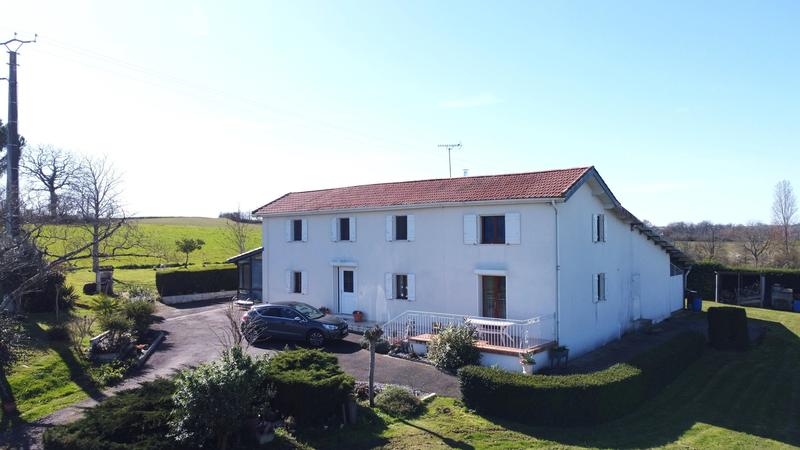 Maison - 164 m² - 6 pièces