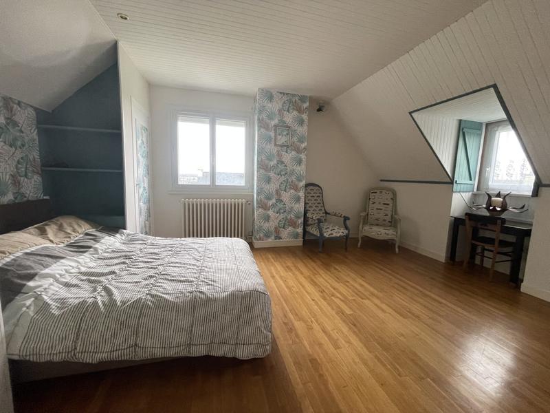 Maison - 163 m² - 7 pièces