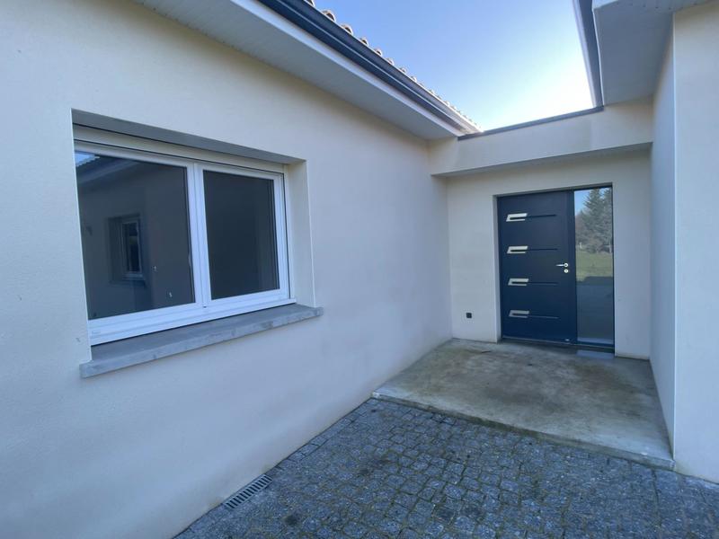 Maison - 196 m² - 9 pièces