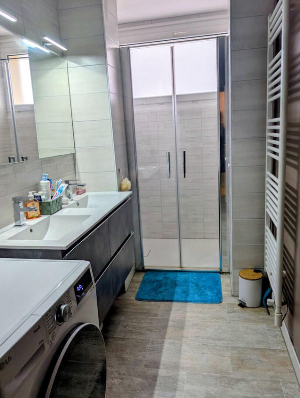 Appartement - 90 m² - 5 pièces