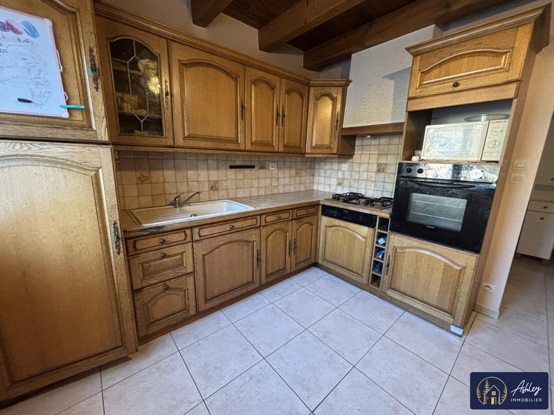 Maison - 85 m² - 4 pièces